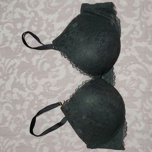 Very Sexy Love uplift Plunge